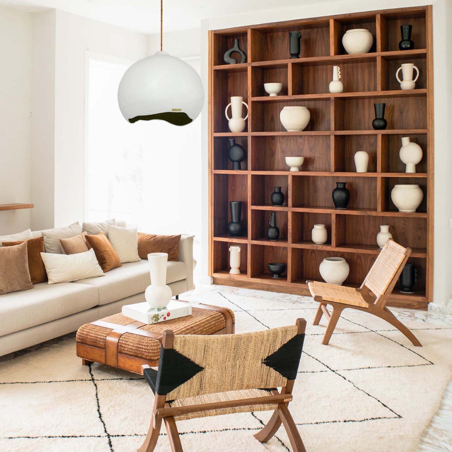kut na kvadrat betonskska sjenila capsule dizajn