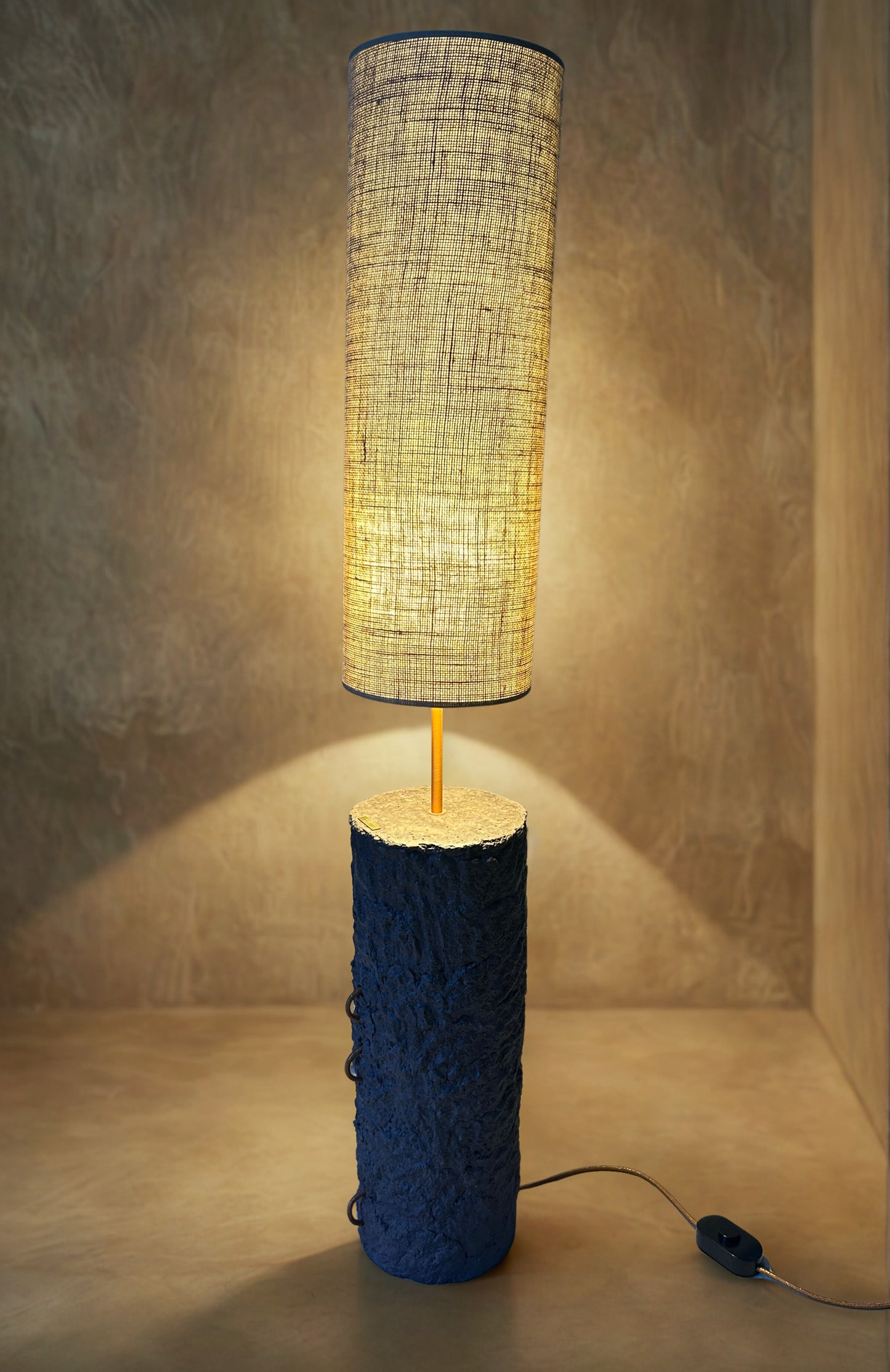 Pillar 125 – Handcrafted Concrete Table Lamp | Monolith collection